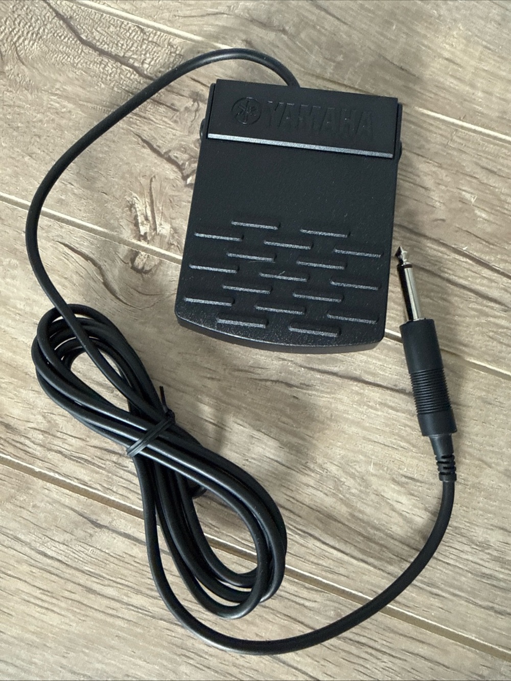 YAMAHA FC5 Electronic Keyboard Compact Foot Switch Style Sustain Pedal OEM NEW
